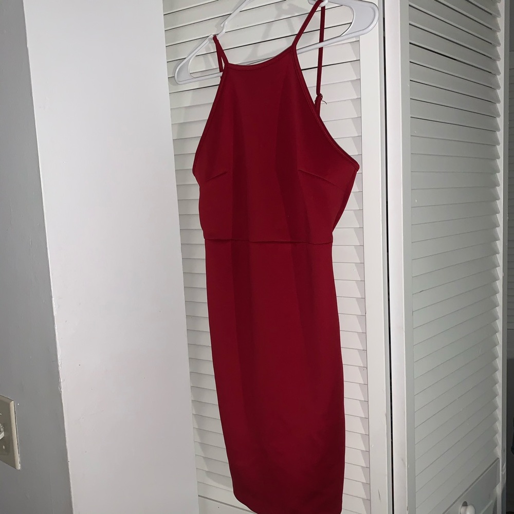 Red bodycon dress